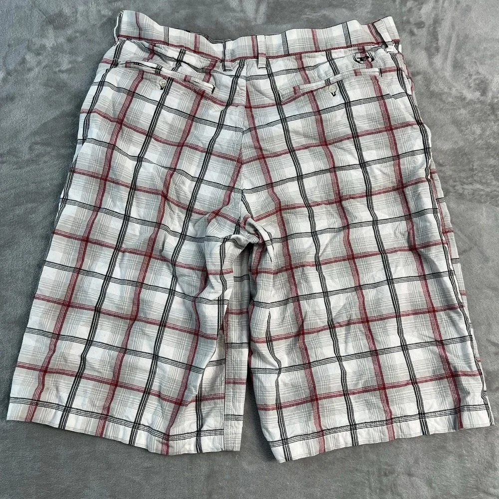 Phat Farm Mens 36x13 Plaid Shorts White Red Gray Black Cotton Flat Front Casual